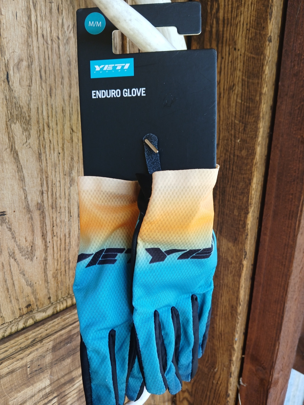 Yeti Enduro Glove Cycling Biking Size Medium Mens